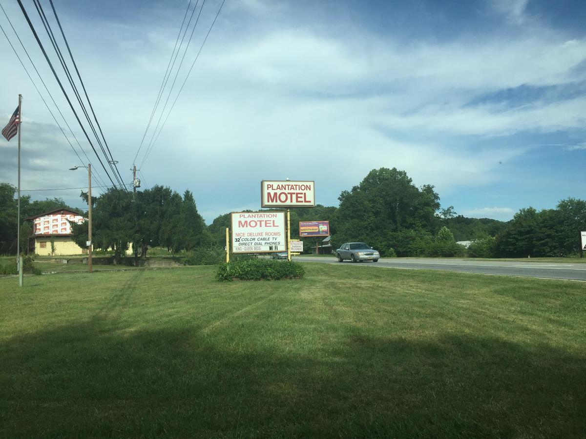 Plantation Motel Candler Exterior photo